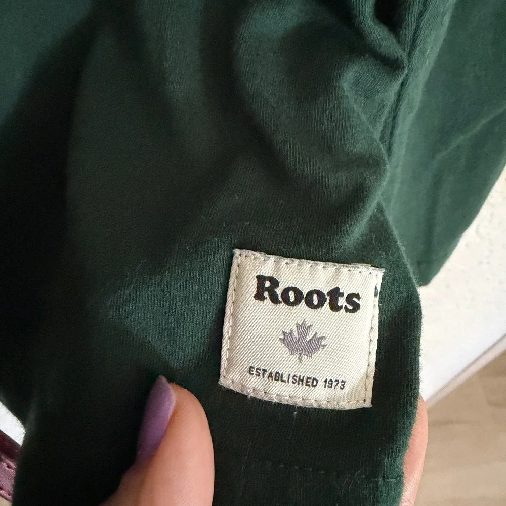 Roots Canada Men Forest Green Long Sleeve Cabin‎ Graphic T Shirt Size M